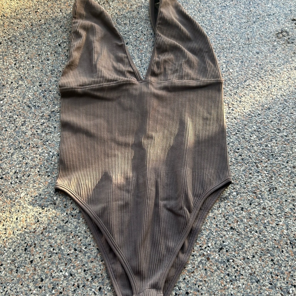 Elegant Brown Ribbed Bodysuit